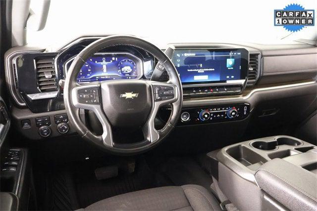 2023 Chevrolet Silverado 1500 4WD Crew Cab Standard Bed LT