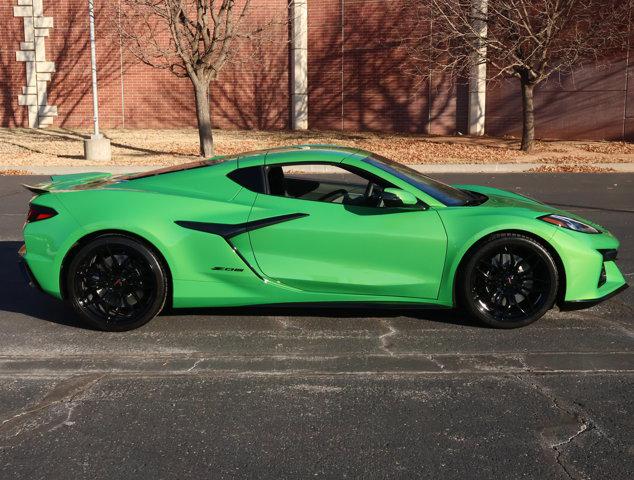 2026 Chevrolet Corvette Z06 Coupe, 2LZ, RWD