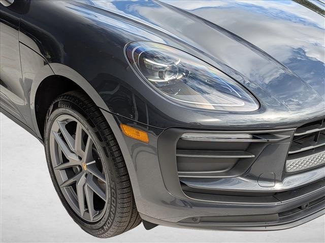 2026 Porsche Macan AWD