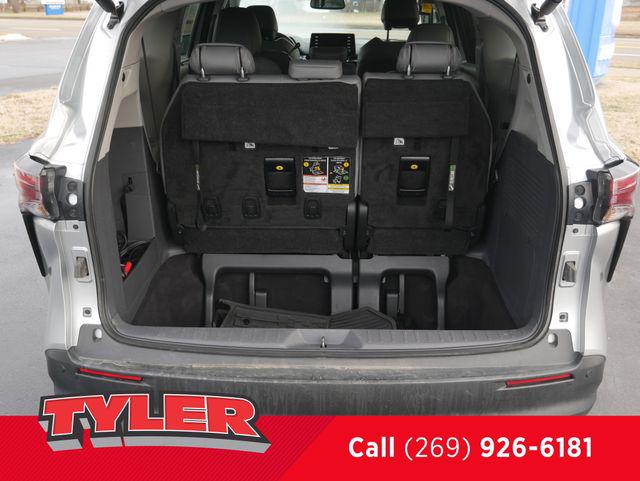 2024 Toyota Sienna XLE