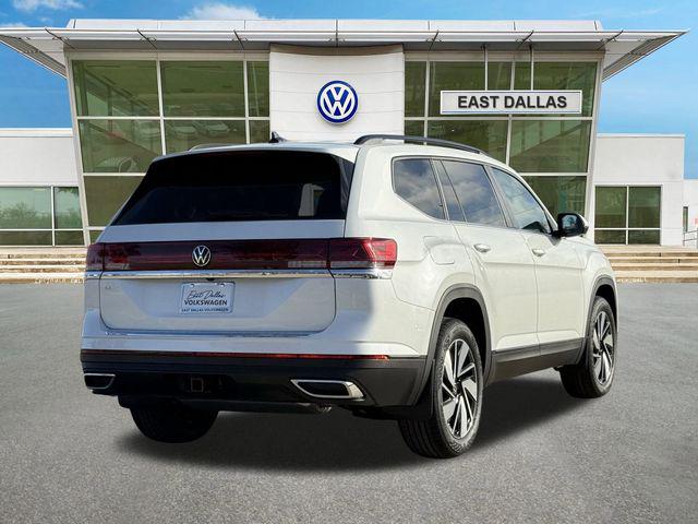 2026 Volkswagen Atlas SE with Technology