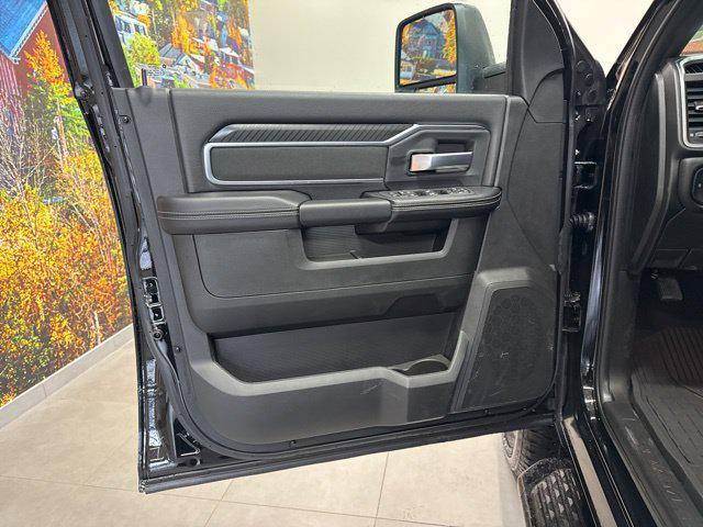 2026 Ram 2500 Big Horn Crew Cab 4x4 64 Box