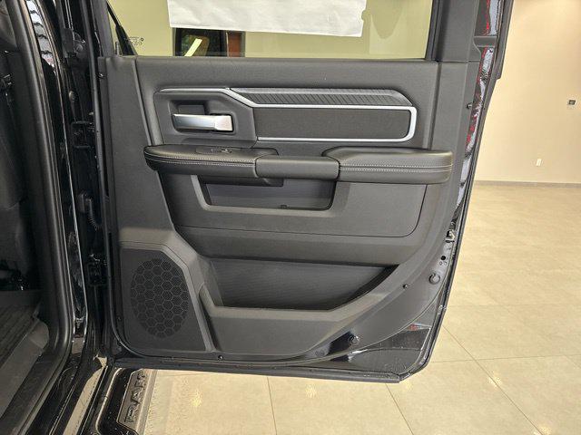 2026 Ram 2500 Big Horn Crew Cab 4x4 64 Box