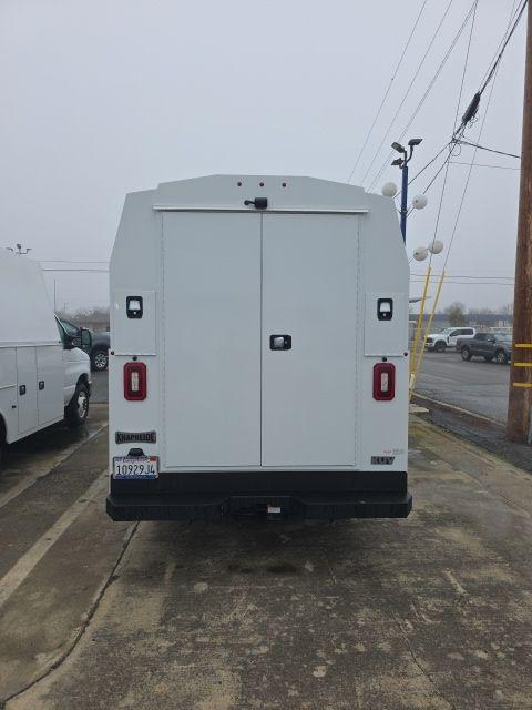 2024 Ford Transit Cutaway Base