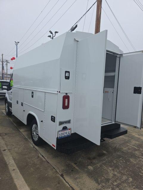 2024 Ford Transit Cutaway Base