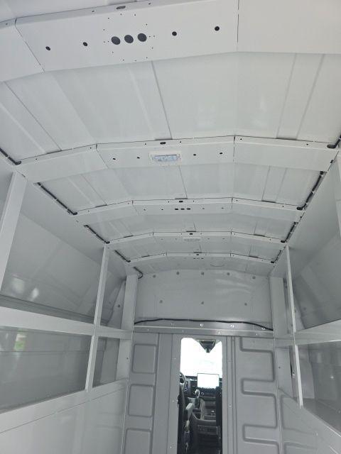 2024 Ford Transit Cutaway Base