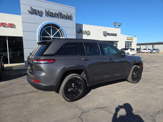 2026 Jeep Grand Cherokee Altitude 4x4