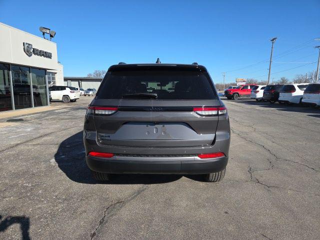 2026 Jeep Grand Cherokee Altitude 4x4
