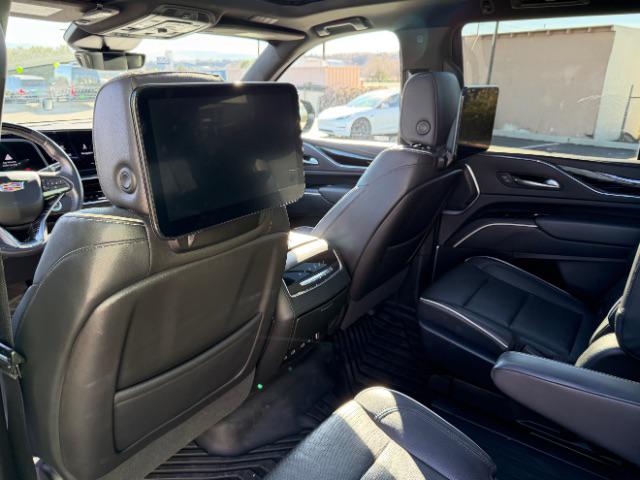 2023 Cadillac Escalade 4WD Sport