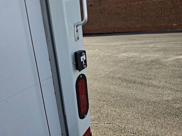 2026 Ford E-350 Cutaway 2026 FORD E-350 CUTAWAY CHASSIS 2DR 138 WB HD