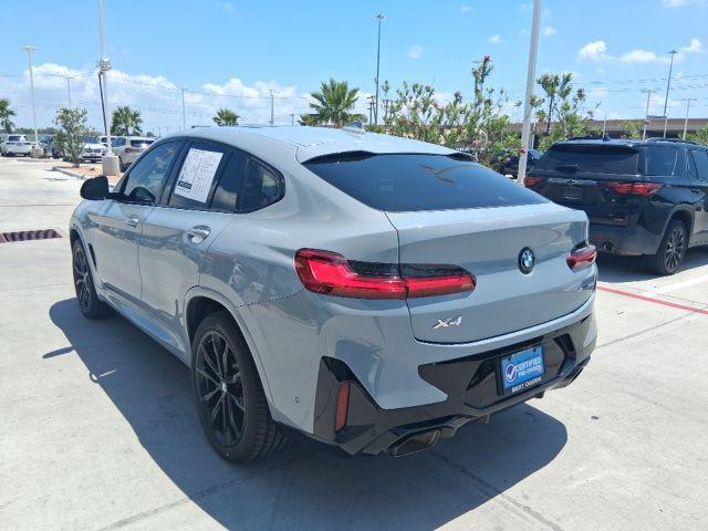 2025 BMW X4 xDrive30i