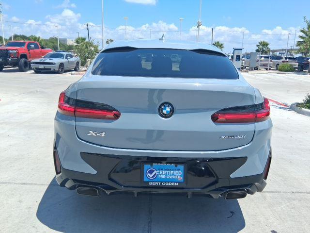2025 BMW X4 xDrive30i