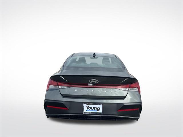 2026 Hyundai Elantra SEL Sport Premium