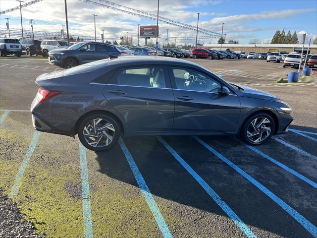 2026 Hyundai Elantra Hybrid Limited