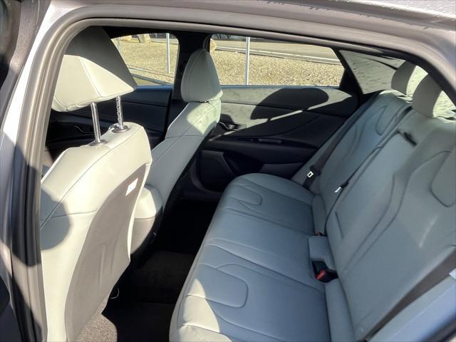 2026 Hyundai Elantra Hybrid Limited