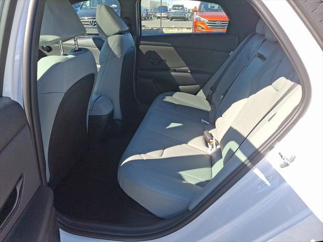 2025 Hyundai Elantra Hybrid Limited