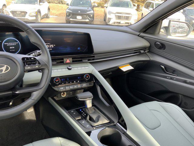 2026 Hyundai Elantra Hybrid Limited