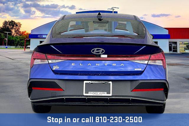 2025 Hyundai Elantra Hybrid SEL Sport