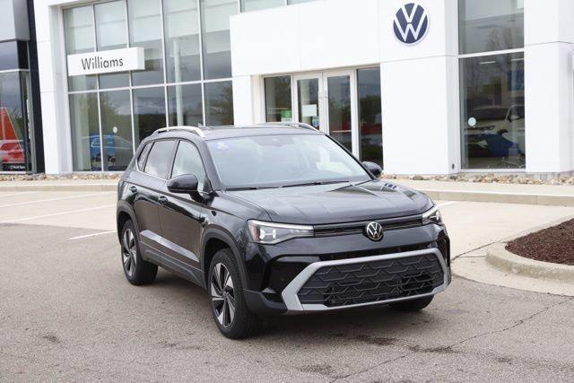2025 Volkswagen Taos 1.5T SE for sale in LANSING, MI