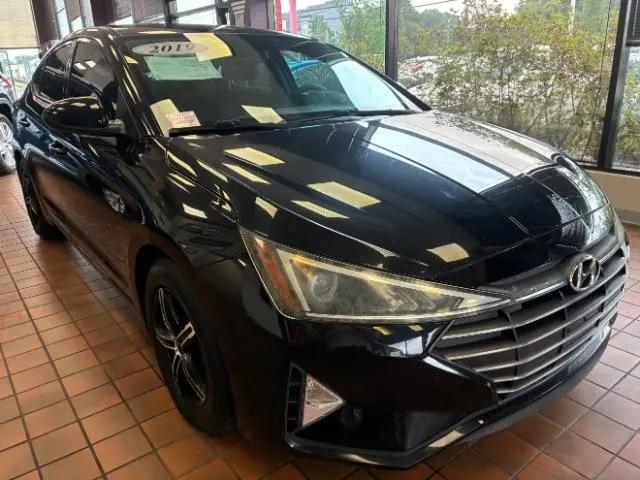 2019 Hyundai Elantra SE for sale in Charlotte, NC