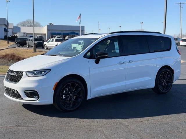 2026 Chrysler Pacifica PACIFICA LIMITED