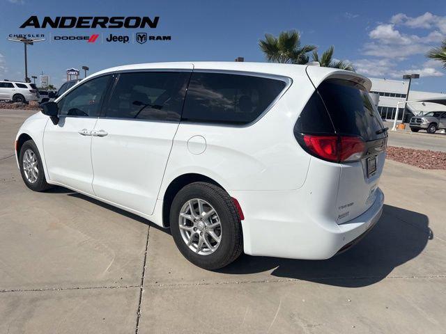 2026 Chrysler Voyager VOYAGER LX