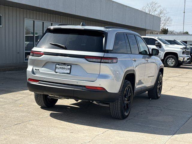 2026 Jeep Grand Cherokee GRAND CHEROKEE LAREDO ALTITUDE 4X4