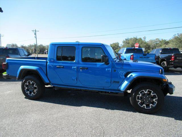 2026 Jeep Gladiator GLADIATOR SAHARA 4X4
