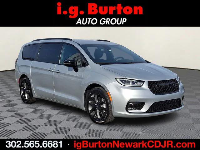 2026 Chrysler Pacifica PACIFICA SELECT 2026 Chrysler Pacifica PACIFICA SELECT