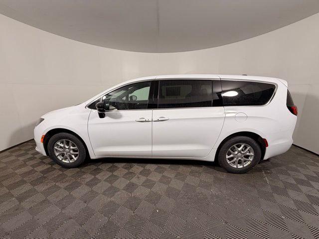 2026 Chrysler Voyager VOYAGER LX