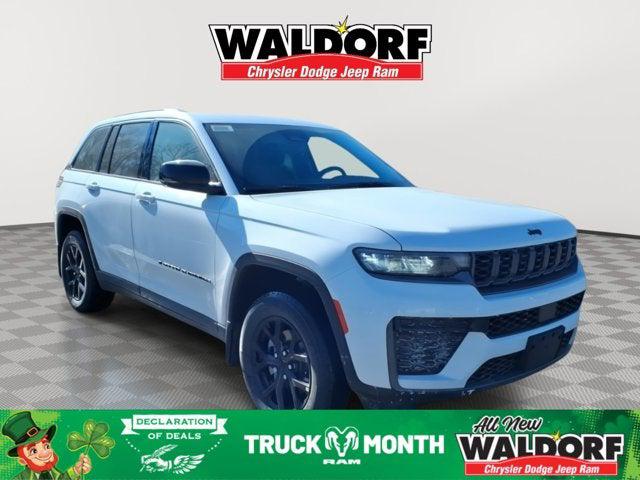 2026 Jeep Grand Cherokee GRAND CHEROKEE LAREDO ALTITUDE 4X4