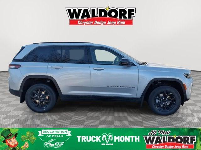 2026 Jeep Grand Cherokee GRAND CHEROKEE LAREDO ALTITUDE 4X4 2026 Jeep Grand Cherokee GRAND CHEROKEE LAREDO ALTITUDE 4X4