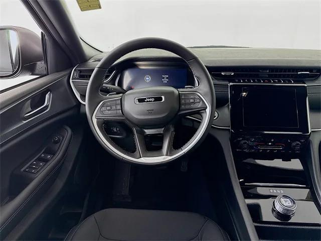 2026 Jeep Grand Cherokee Altitude 4x4