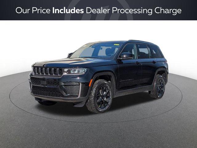 2026 Jeep Grand Cherokee GRAND CHEROKEE LAREDO ALTITUDE 4X4 2026 Jeep Grand Cherokee GRAND CHEROKEE LAREDO ALTITUDE 4X4