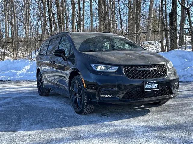 2026 Chrysler Pacifica PACIFICA SELECT AWD