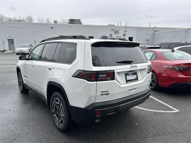 2026 Jeep Cherokee Laredo 4x4