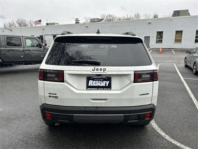 2026 Jeep Cherokee Laredo 4x4
