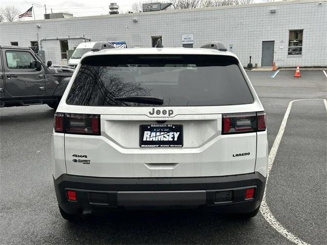 2026 Jeep Cherokee Laredo 4x4