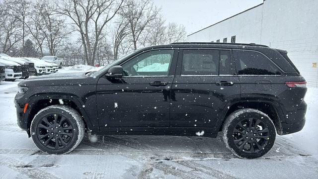 2026 Jeep Grand Cherokee GRAND CHEROKEE LIMITED RESERVE 4X4