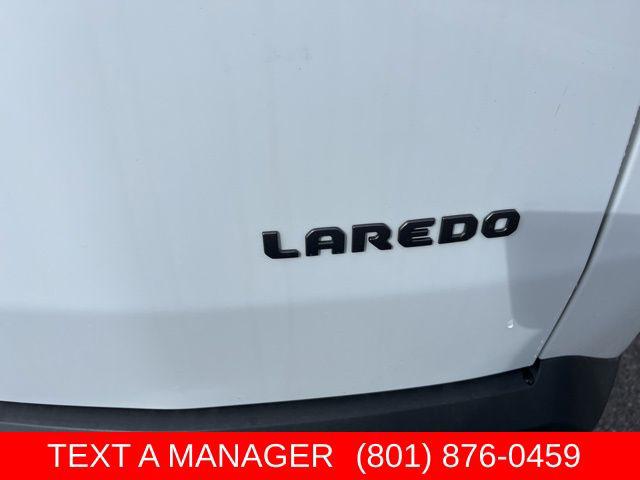 2026 Jeep Cherokee Laredo 4x4