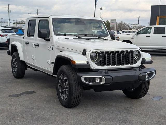 2026 Jeep Gladiator GLADIATOR SAHARA 4X4