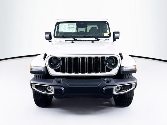 2026 Jeep Gladiator GLADIATOR SAHARA 4X4