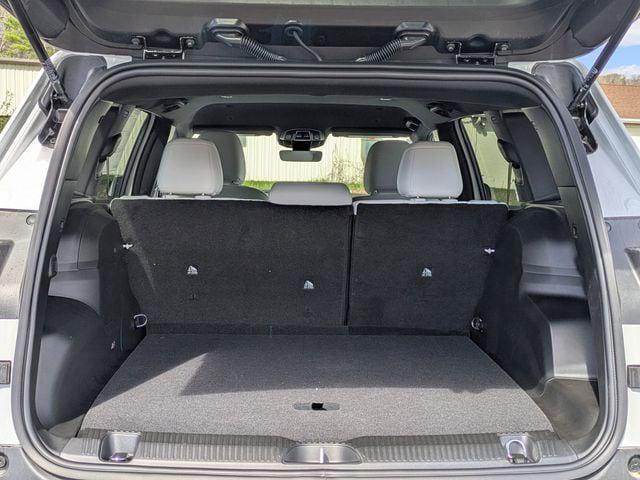 2026 Jeep Cherokee Laredo 4x4