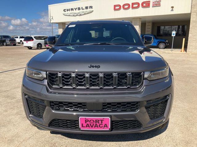 2026 Jeep Grand Cherokee GRAND CHEROKEE LAREDO ALTITUDE 4X4 2026 Jeep Grand Cherokee GRAND CHEROKEE LAREDO ALTITUDE 4X4