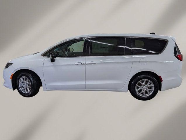 2026 Chrysler Voyager VOYAGER LX