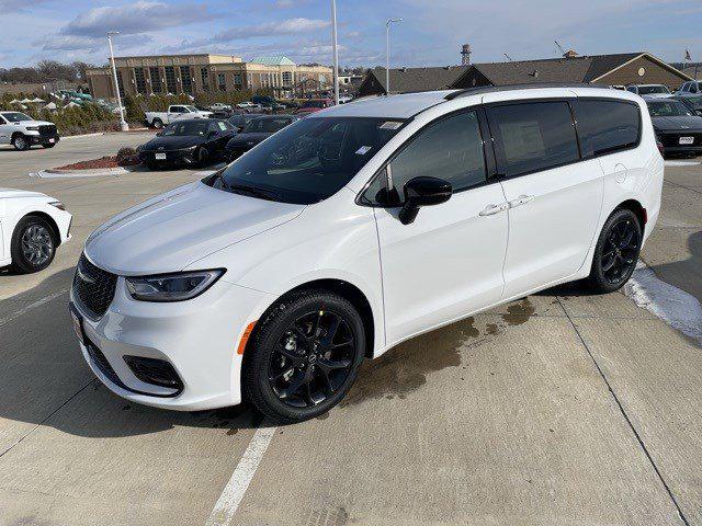 2026 Chrysler Pacifica PACIFICA SELECT