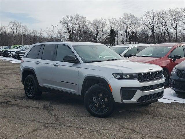 2026 Jeep Grand Cherokee Altitude 4x4 for sale in Grand Blanc, MI