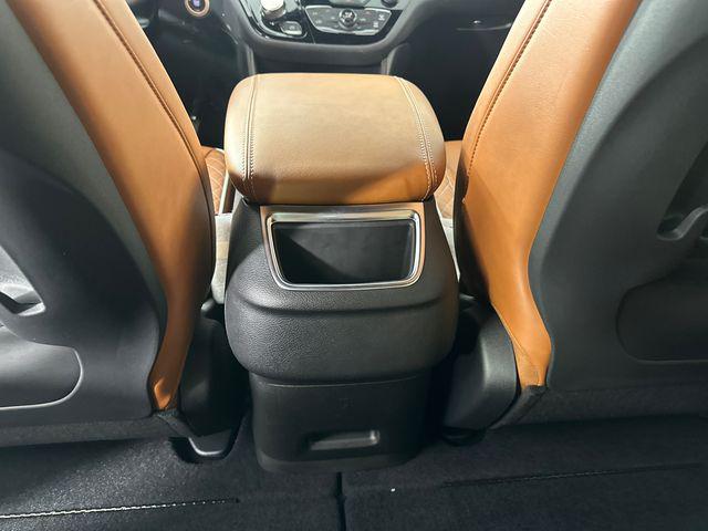 2026 Chrysler Pacifica Pinnacle AWD