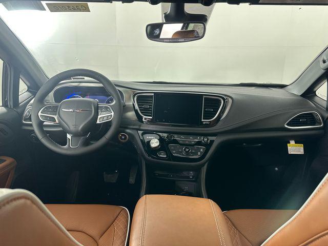 2026 Chrysler Pacifica Pinnacle AWD