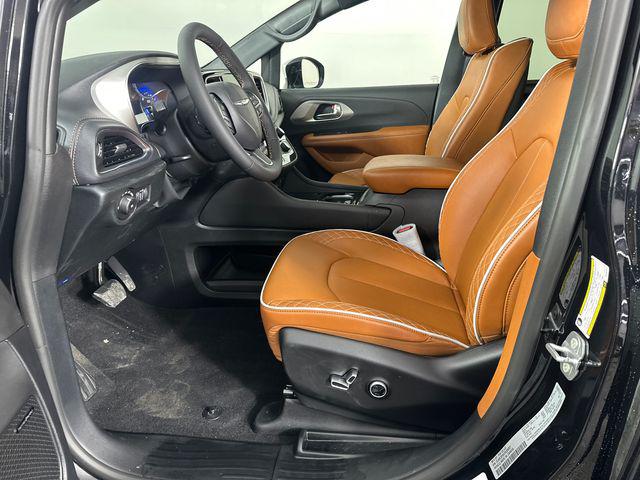 2026 Chrysler Pacifica Pinnacle AWD